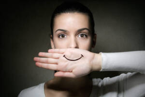 Permitir sentir y expresar emociones